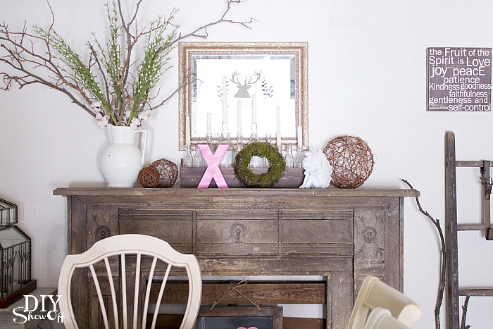 Valentine Mantel