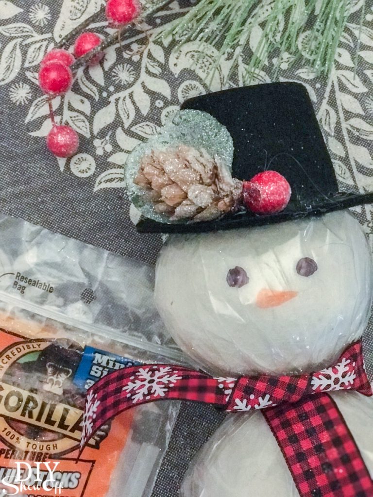 wool dryer ball snowman essential oils tutorial