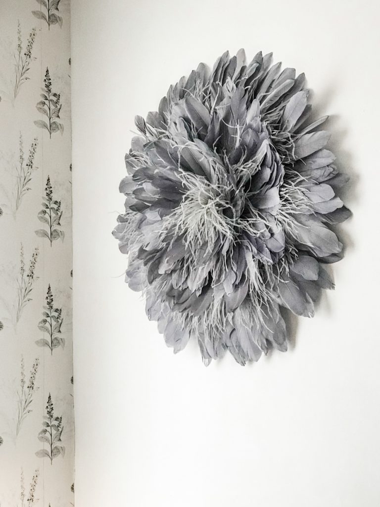 diy juju hat wall art